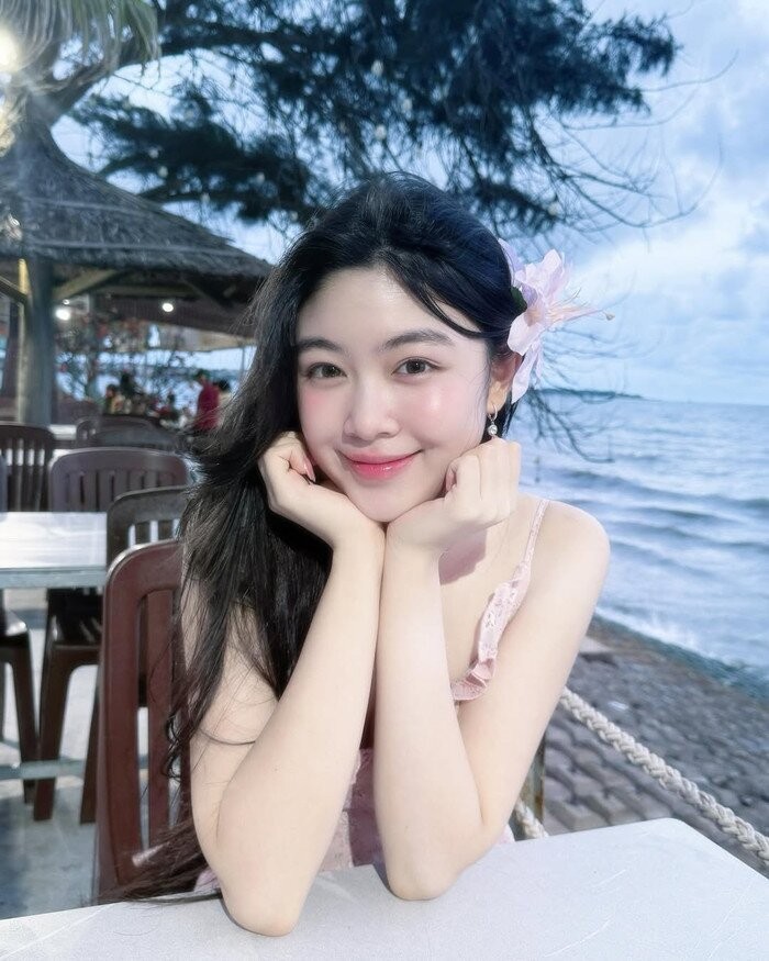 H&ocirc;m nay l&agrave; ng&agrave;y đặc biệt của Lọ Lem, MC Quyền Linh đ&atilde; n&oacute;i điều g&igrave; với con g&aacute;i diệu?- Ảnh 3.