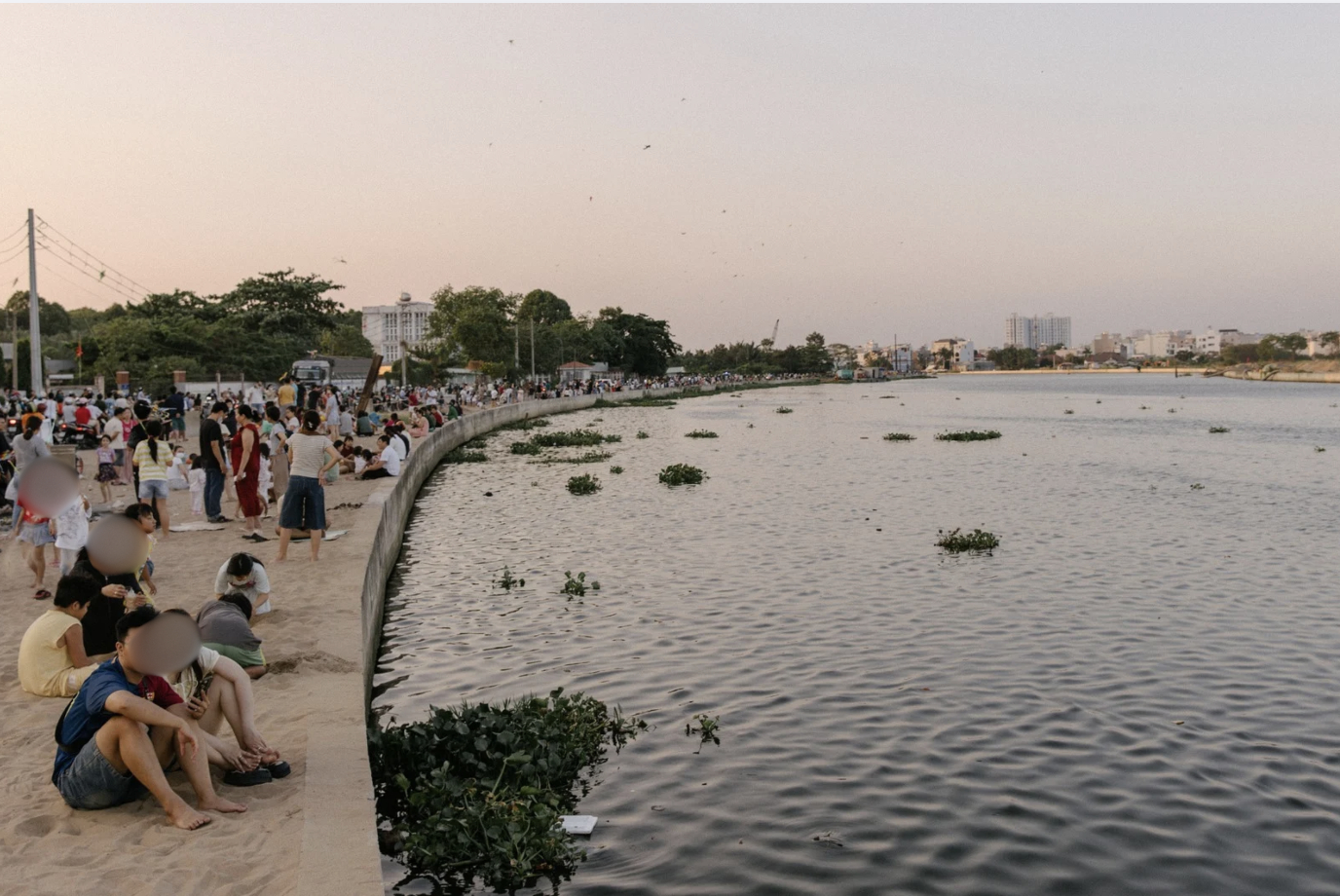 Tuyệt đối kh&ocirc;ng n&ecirc;n tụ tập, h&oacute;ng gi&oacute; tại &ldquo;biển G&ograve; Vấp&rdquo; l&uacute;c n&agrave;y!- Ảnh 4.