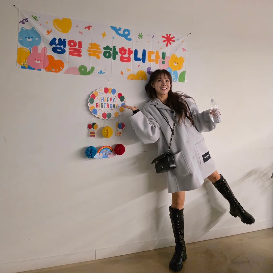 &ldquo;Nữ thần qu&acirc;n đội&rdquo; đẹp tới mức khiến h&agrave;ng triệu binh l&iacute;nh ph&aacute;t cuồng, nhan sắc gần 20 năm trước cứ ngỡ như mới h&ocirc;m qua- Ảnh 8.