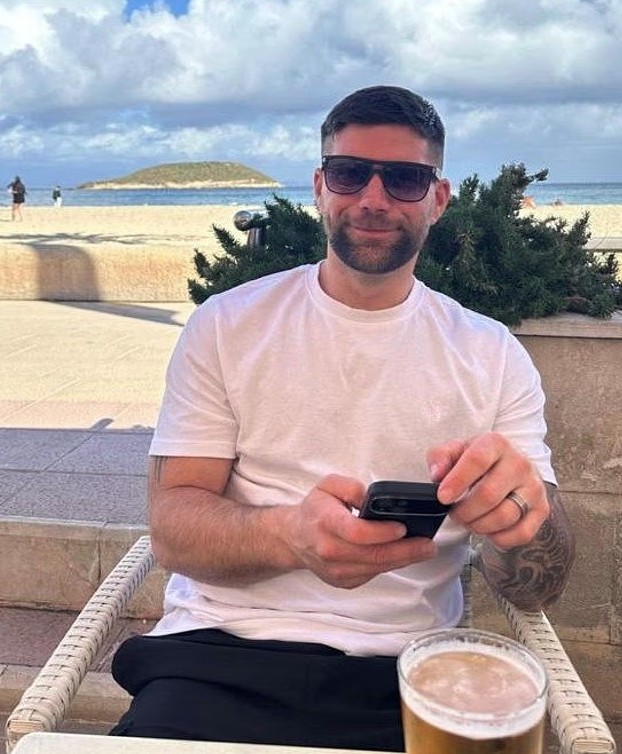 Nam thợ x&acirc;y 40 tuổi c&oacute; 1 triệu chứng, đi kh&aacute;m ph&aacute;t hiện ung thư di căn khắp xương- Ảnh 1.