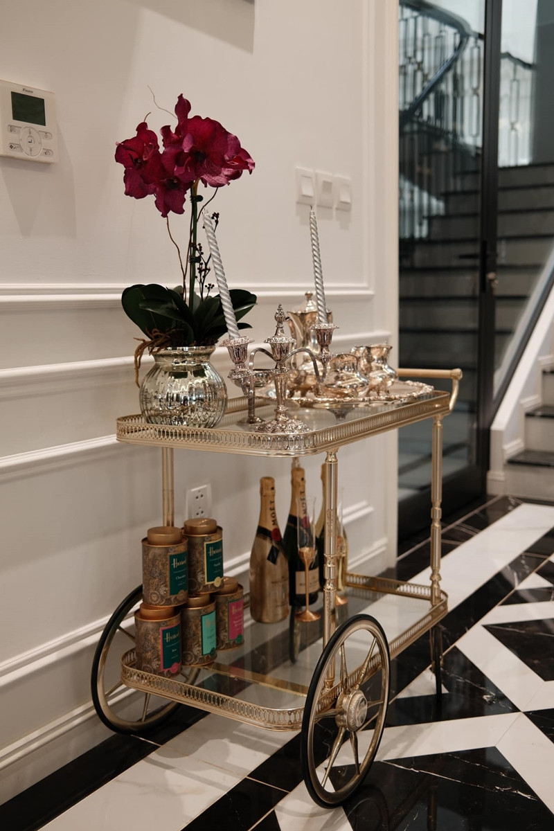 &Aacute; hậu Huyền My "pass đồ hiệu bẩn bẩn": Ở biệt thự 3 tầng triệu đ&ocirc;, g&oacute;c n&agrave;o cũng xa hoa lộng lẫy- Ảnh 8.