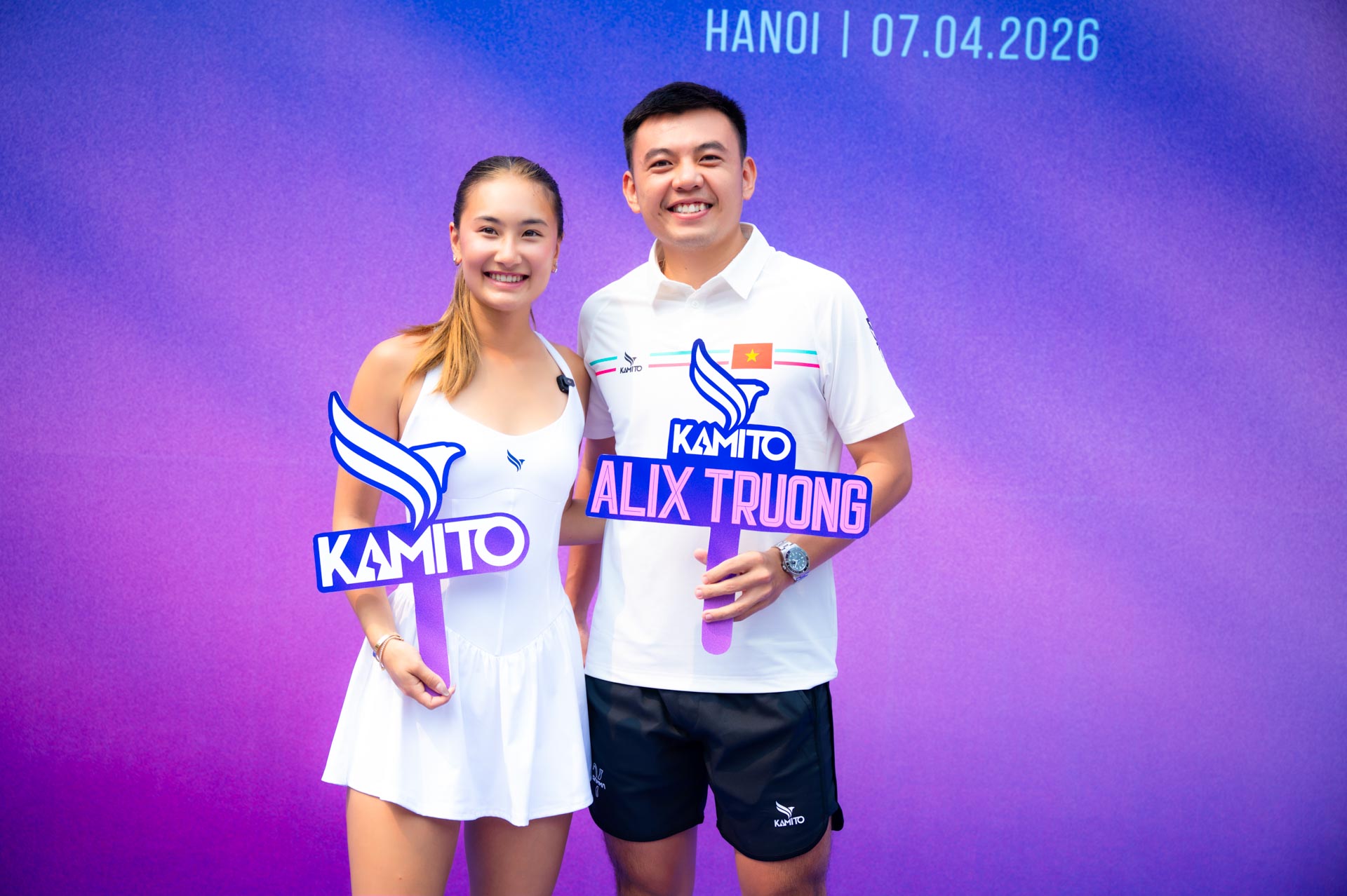 Cận cảnh visual xinh đẹp của "c&ocirc;ng ch&uacute;a pickleball" Alix Trương khi kho&aacute;c cờ Việt Nam đầy tự h&agrave;o- Ảnh 8.