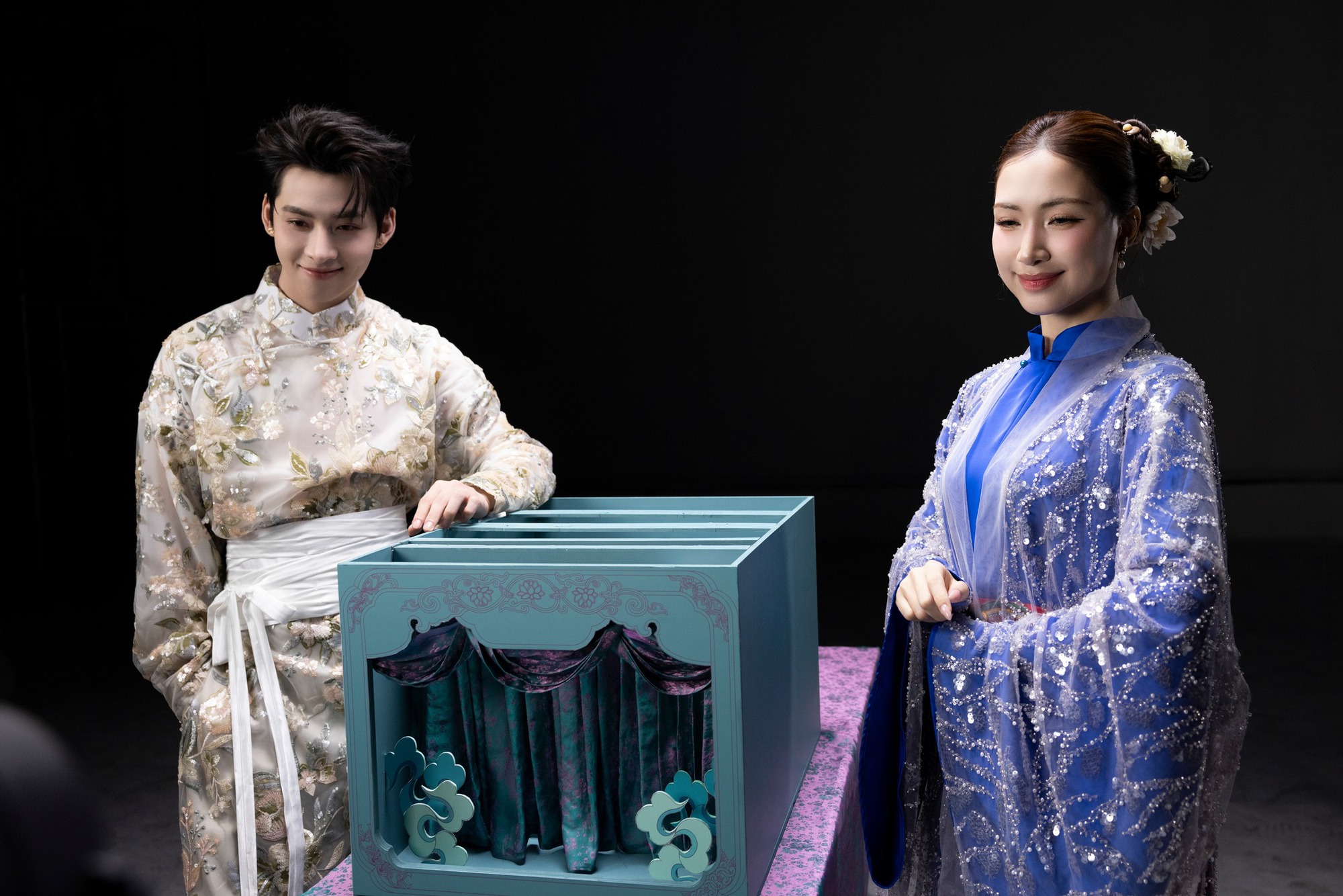 C&ocirc;ng ty quản l&yacute; chấm dứt hợp đồng với H&ugrave;ng Huỳnh, đọc b&agrave;i th&ocirc;ng b&aacute;o l&agrave; thấy c&oacute; vấn đề!- Ảnh 4.