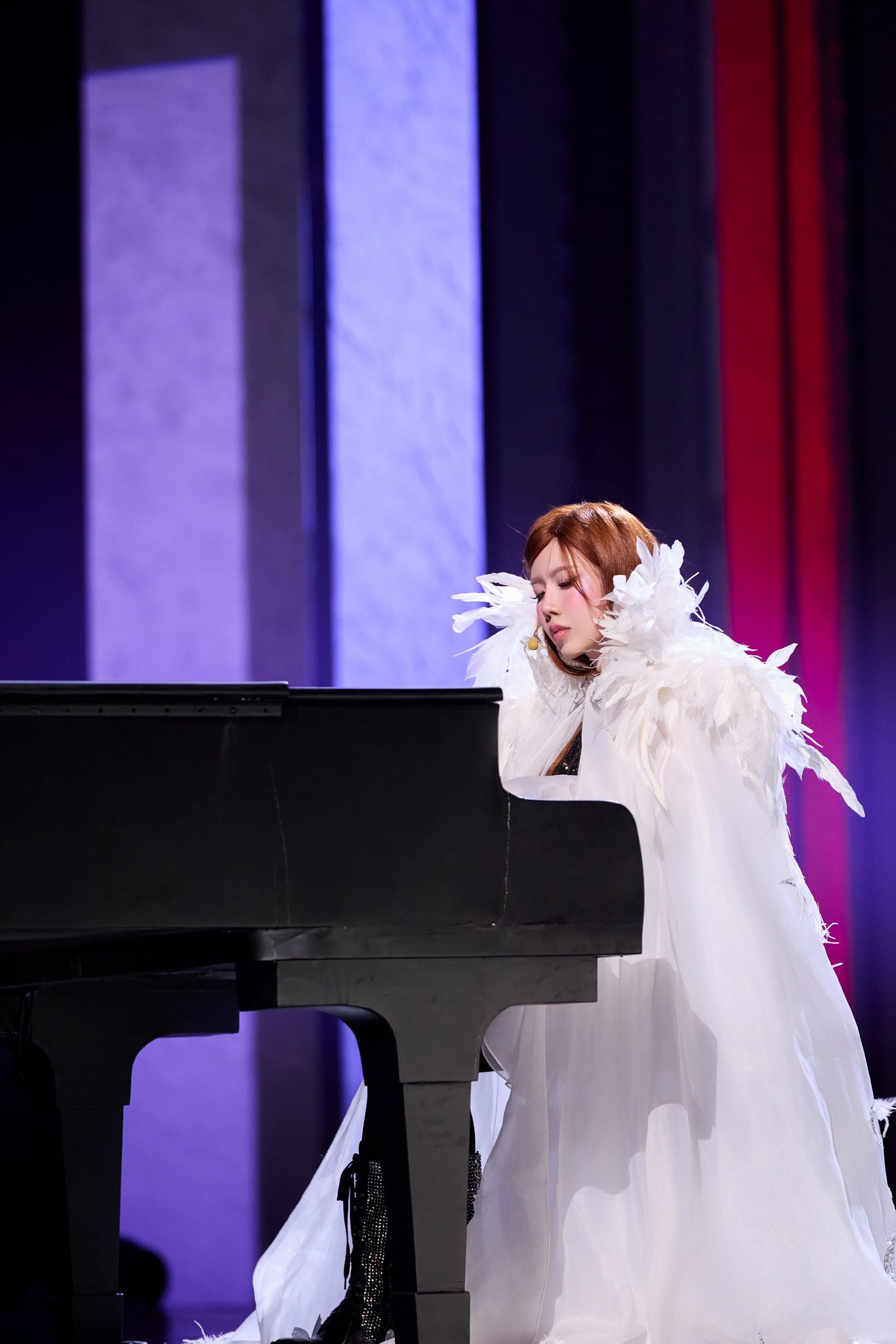 Nghi vấn bị c&aacute;c th&iacute; sinh Trung Quốc c&ocirc; lập, g&aacute;nh th&ecirc;m 2 "quả tạ": Tương lai n&agrave;o cho Trang Ph&aacute;p?- Ảnh 1.