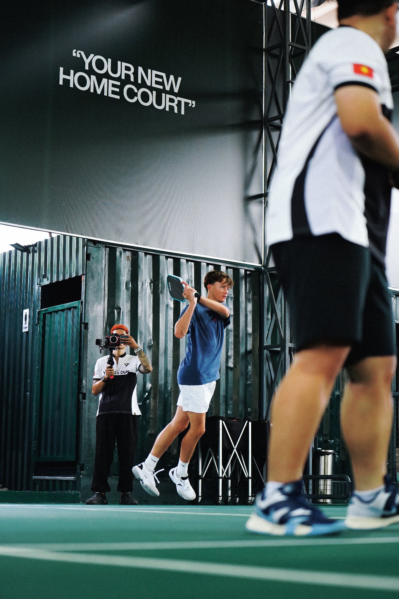 Bắt gặp ngôi sao pickleball Patriquin đi "xé vé" tại TP.HCM- Ảnh 12. Bắt gặp ngôi sao pickleball Patriquin đi "xé vé" tại TP.HCM- Ảnh 12.