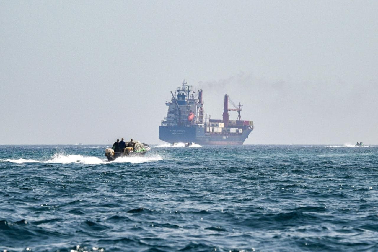 Iran b&aacute;o tin kh&ocirc;ng l&agrave;nh tới thế giới về eo biển Hormuz, tuy&ecirc;n bố 