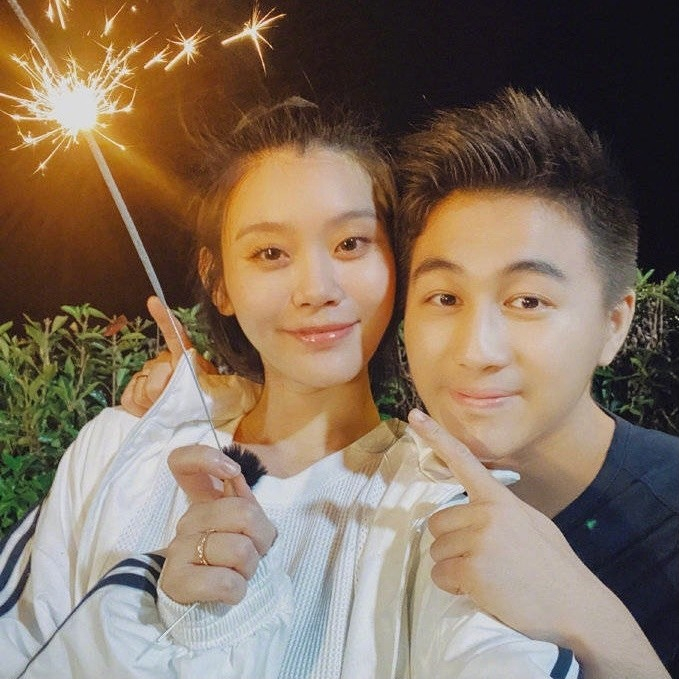 S&oacute;ng gi&oacute; h&ocirc;n nh&acirc;n của thi&ecirc;n thần nội y Hề Mộng Dao v&agrave; cậu ấm gia tộc "tr&ugrave;m s&ograve;ng bạc"- Ảnh 3.