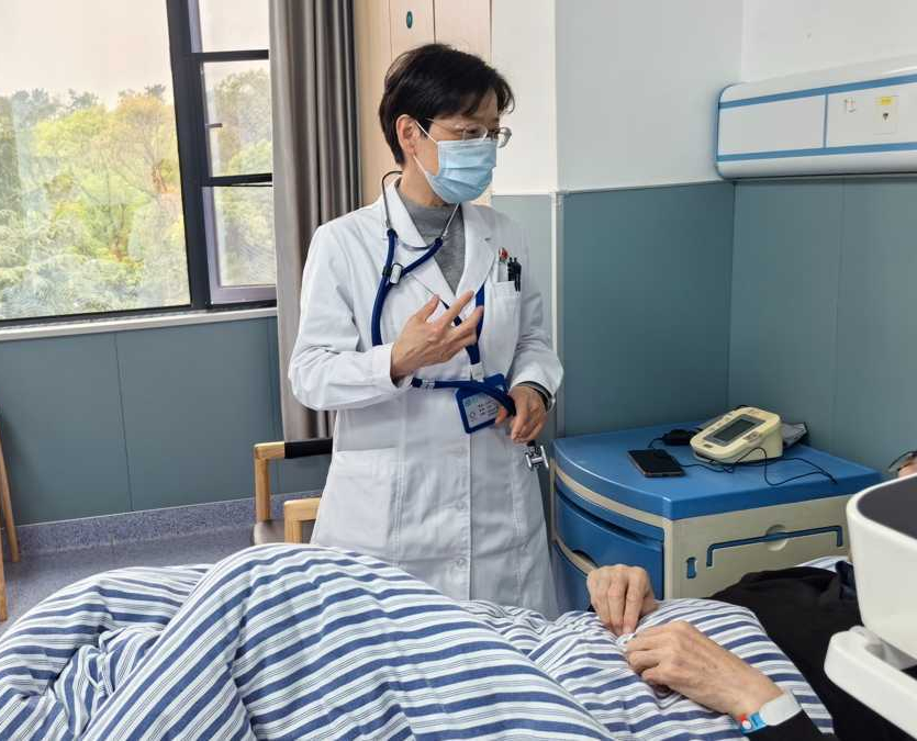 Nữ sinh 21 tuổi ng&atilde; gục khi đang tập thể dục, phải điều trị t&iacute;ch cực suốt 15 ng&agrave;y v&igrave; bệnh c&uacute;m- Ảnh 1.