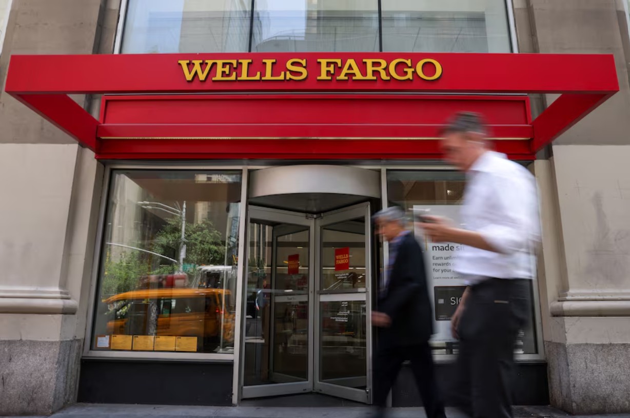 Sa thải 5.300 nh&acirc;n vi&ecirc;n ng&acirc;n h&agrave;ng Big 4 b&iacute; mật mở 1,5 triệu t&agrave;i khoản "ảo" để ăn cắp tiền trong t&agrave;i khoản thật của kh&aacute;ch h&agrave;ng- Ảnh 1.