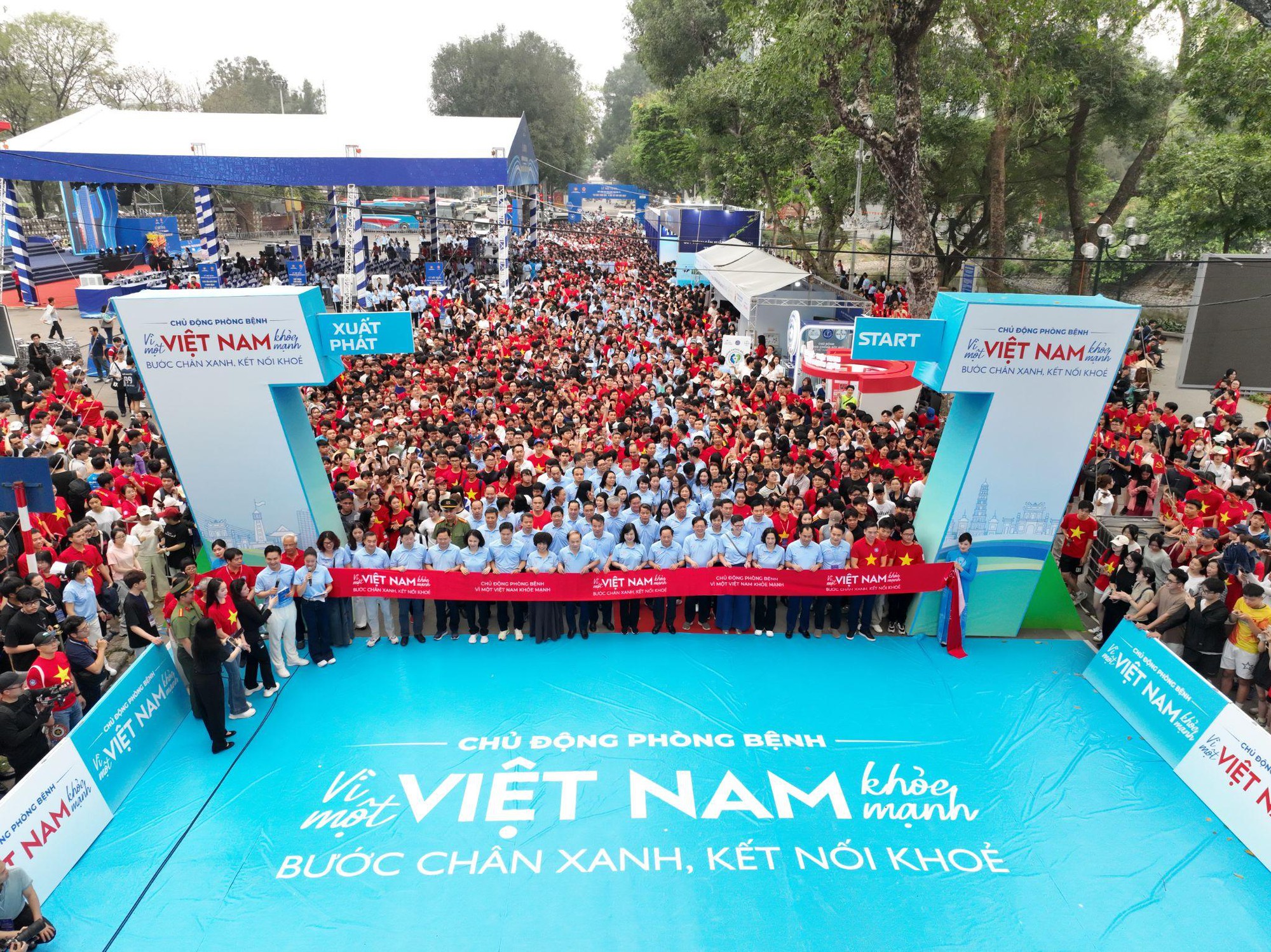 10.000 người hưởng ứng Ng&agrave;y Sức khỏe To&agrave;n d&acirc;n 2026 với sự đồng h&agrave;nh của OPC- Ảnh 1.