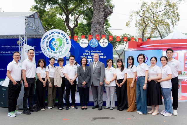 Long Ch&acirc;u, Bayer v&agrave; OMRON hợp lực triển khai tầm so&aacute;t rung nhĩ, ph&ograve;ng đột quỵ tr&ecirc;n diện rộng- Ảnh 5.