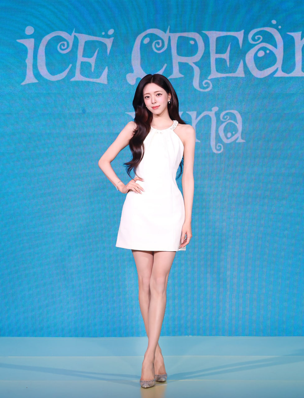 Mỹ nh&acirc;n được đề cử đẹp nhất thế giới hết thời: Doanh thu album thấp nhất lịch sử, bốc hơi khỏi to&agrave;n bộ BXH- Ảnh 3.