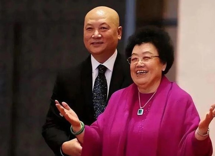 B&agrave; x&atilde; "Đường Tăng" Tr&igrave; Trọng Thụy qua đời- Ảnh 1.