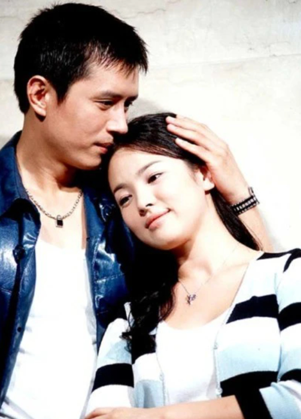 Trước Song Joong Ki, người t&igrave;nh b&iacute; ấn từng hứa bảo vệ Song Hye Kyo suốt đời l&agrave; ai?- Ảnh 5.