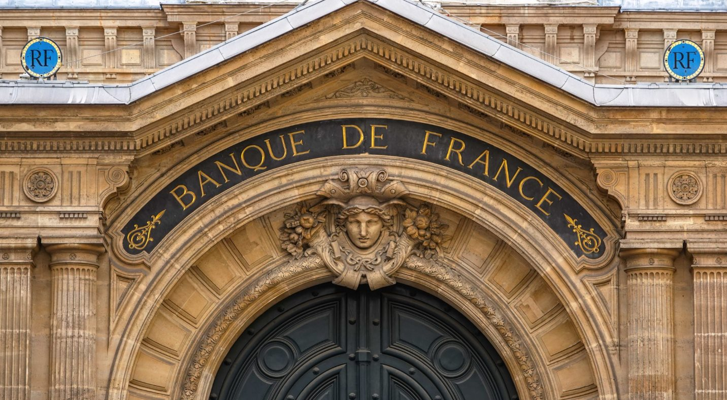 129 tấn v&agrave;ng dự trữ vừa bị r&uacute;t khỏi Mỹ sau 100 năm- Ảnh 1.