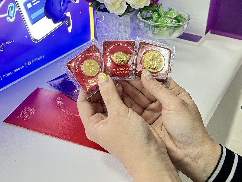 Lương bao nhi&ecirc;u mới đủ để t&iacute;nh chuyện mua v&agrave;ng?- Ảnh 1.