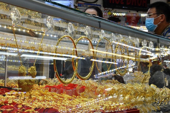 Gi&aacute; v&agrave;ng h&ocirc;m nay, 7-4: Bật tăng trở lại - Ảnh 1.