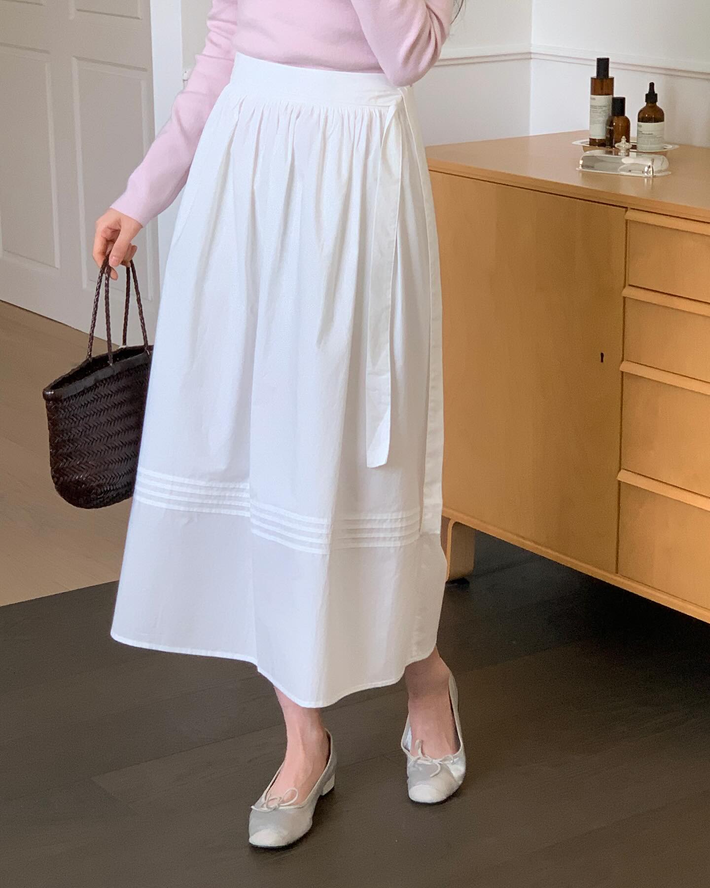 4 mẫu gi&agrave;y đi dạo phố hay du lịch đều ph&ugrave; hợp- Ảnh 5.