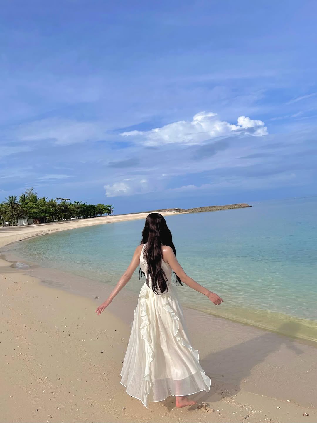 BLACKPINK mặc bikini: Lisa - Jennie ch&aacute;y v&ocirc; tận, Jisoo 10 năm vẫn l&agrave; "ẩn số", ri&ecirc;ng Ros&eacute; trước sau như 1- Ảnh 14.