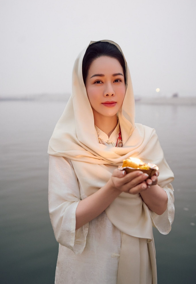 "Mẹ đơn th&acirc;n gi&agrave;u bậc nhất showbiz Việt": Tận hưởng cuộc sống b&igrave;nh y&ecirc;n, vi&ecirc;n m&atilde;n b&ecirc;n c&aacute;c con trong căn biệt thự rộng 200m2 - Ảnh 8.