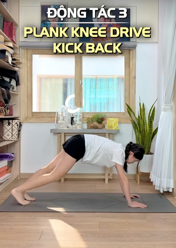 &Aacute;i nữ của Phương Trinh Jolie mới 13 tuổi đ&atilde; cao 1m65: H&eacute; lộ c&aacute;c động t&aacute;c tập tại nh&agrave; gi&uacute;p ch&acirc;n d&agrave;i mi&ecirc;n man ở tuổi dậy th&igrave;- Ảnh 9.