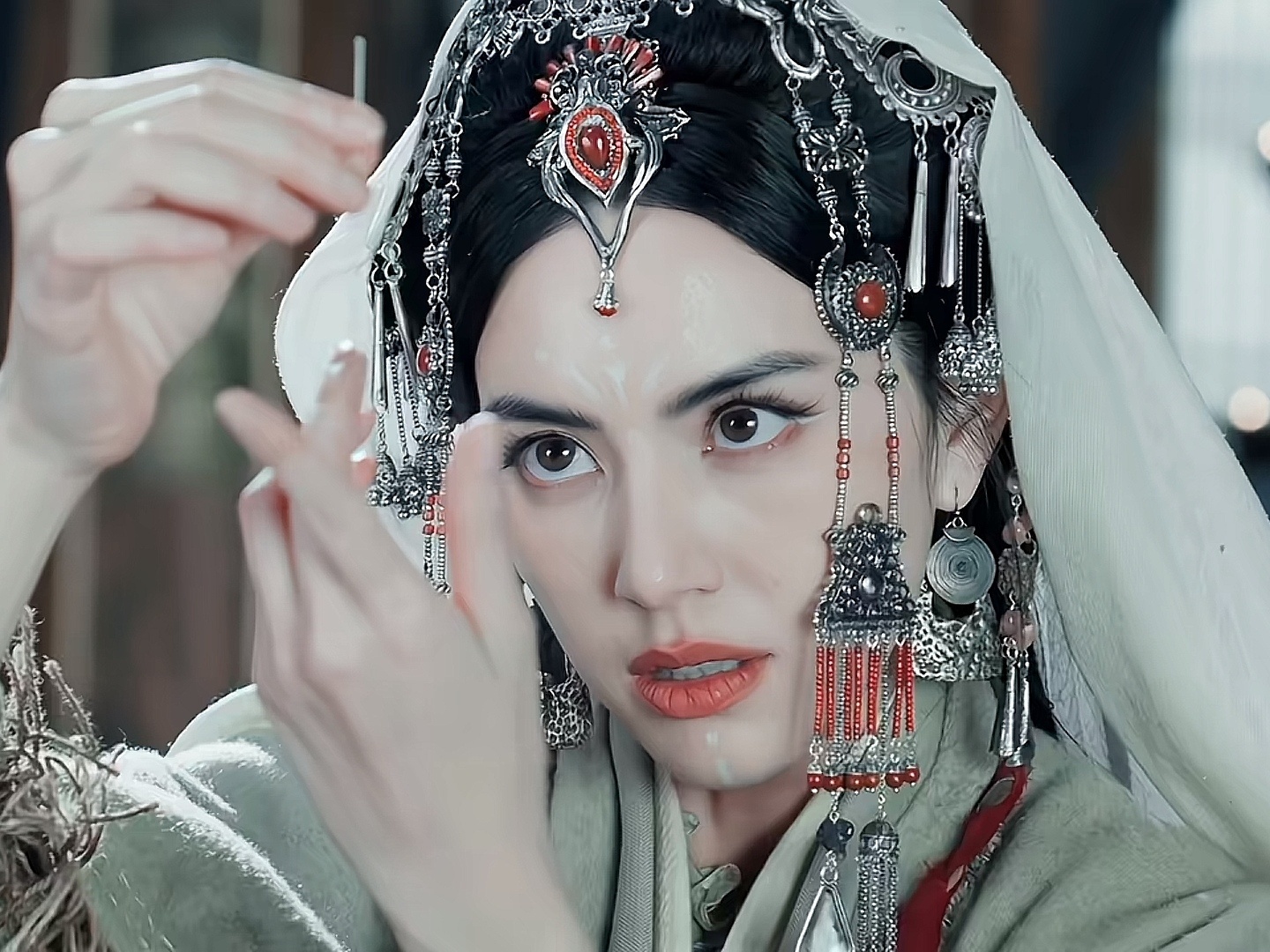 Chiếc v&aacute;y mỏng tang, mặc như kh&ocirc;ng mặc khiến Mai Davika bị mắng &ldquo;kh&ocirc;ng biết xấu hổ&rdquo;- Ảnh 6.