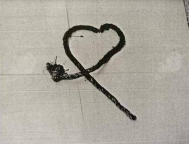 Ph&aacute;t hiện g&oacute;i mỳ được sản xuất năm 1994 trong mộ cổ hơn 2.000 tuổi, chuy&ecirc;n gia ngay lập tức gọi cảnh s&aacute;t - Ảnh 2.