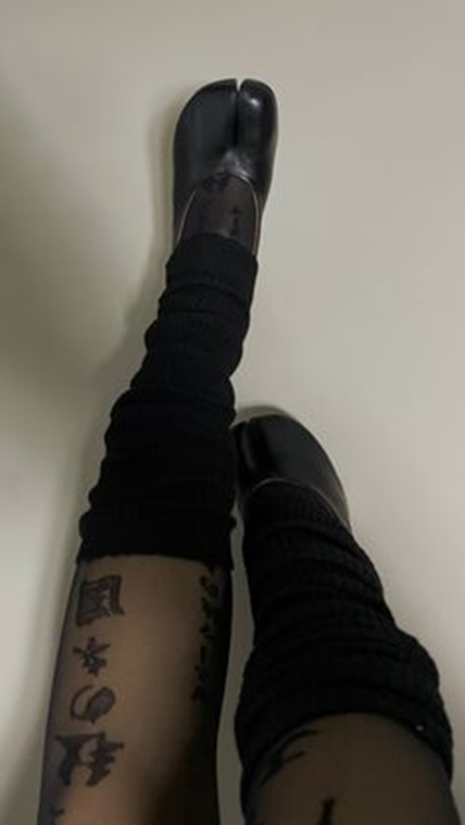 Tabi: Gi&agrave;y m&oacute;ng b&ograve; m&oacute;ng ngựa ng&agrave;y c&agrave;ng nhiều người đi l&agrave; kiểu gi&agrave;y g&igrave;?- Ảnh 3.