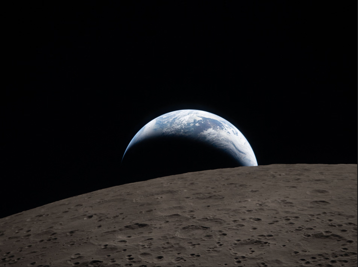 Chi&ecirc;m ngưỡng khoảnh khắc "Tr&aacute;i Đất lặn" chưa từng thấy trong lịch sử nh&acirc;n loại từ sứ mệnh Artemis II- Ảnh 5.