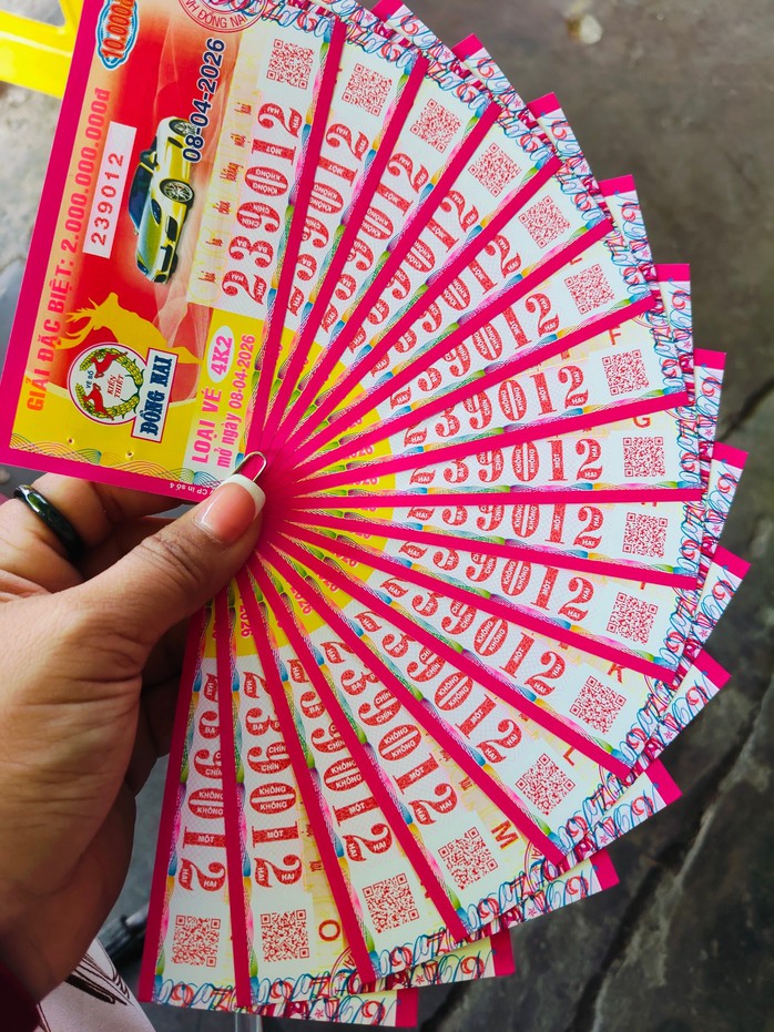 Lộ diện nhiều người tr&uacute;ng thưởng xổ số miền Nam v&agrave;o s&aacute;ng sớm 8-4- Ảnh 5.