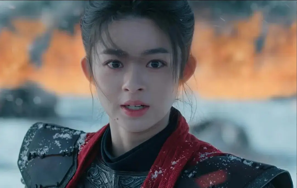 Muốn xem phim Trung Quốc n&agrave;y phải &ldquo;cất n&atilde;o&rdquo; đi: Nam ch&iacute;nh xếp x&aacute;c địch th&agrave;nh b&aacute;nh kem ng&agrave;n lớp, sắp chết m&agrave; sao rảnh vậy?- Ảnh 4.