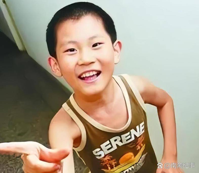 Thần đồng học xong tiểu học trong 2 ng&agrave;y, 10 tuổi l&ecirc;n đại học nhưng bỏ ngang v&igrave; qu&aacute; dễ: Cuộc đời hiện tại kh&aacute;c xa h&igrave;nh dung - Ảnh 1.