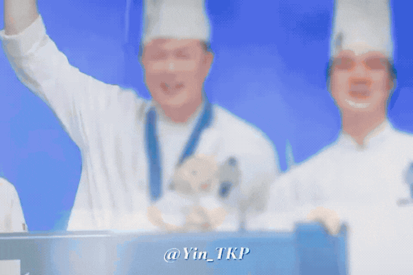 Ho&agrave;ng đế đẹp nhất m&agrave;n ảnh tụt dốc nhan sắc trầm trọng, hết thời c&ograve;n bị tố hại người kh&aacute;c mất mạng- Ảnh 10.