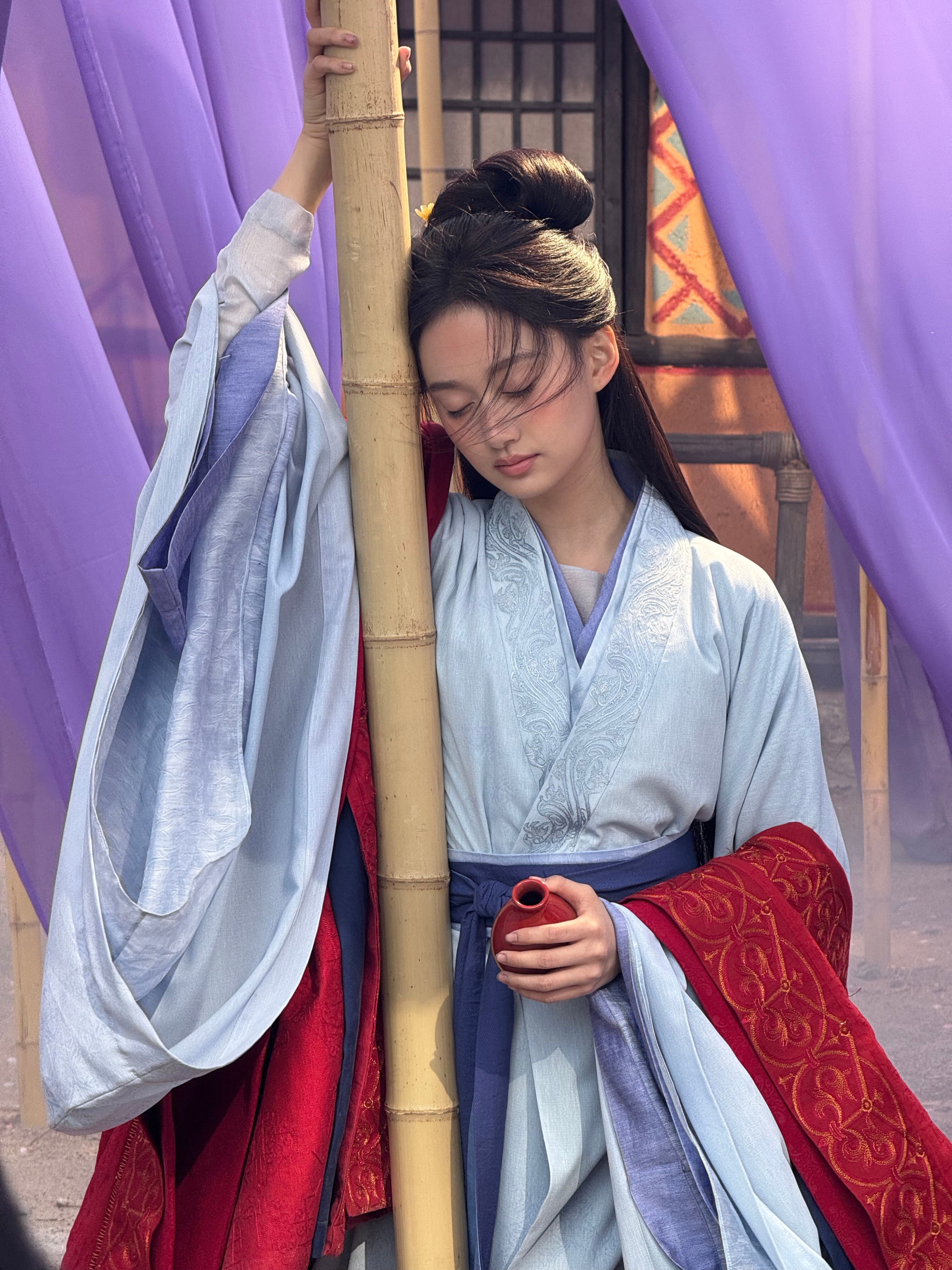 Kh&ocirc;ng thể chấp nhận cảnh n&oacute;ng lệch lạc nhất phim Trung Quốc- Ảnh 4.