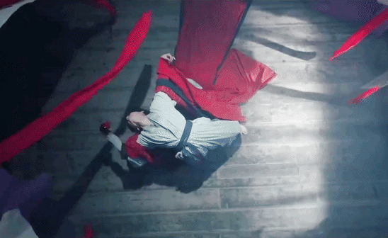 Kh&ocirc;ng thể chấp nhận cảnh n&oacute;ng lệch lạc nhất phim Trung Quốc- Ảnh 2.