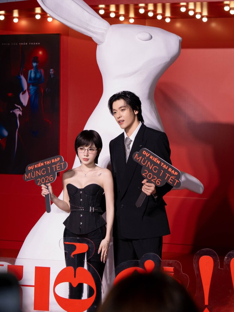 Kh&oacute; hiểu cặp đ&ocirc;i Vbiz 5 lần 7 lượt phủ nhận "x&agrave;o couple": Quay clip chung nhan nhản, nay c&ograve;n đ&oacute;ng cặp c&ugrave;ng MV- Ảnh 2.