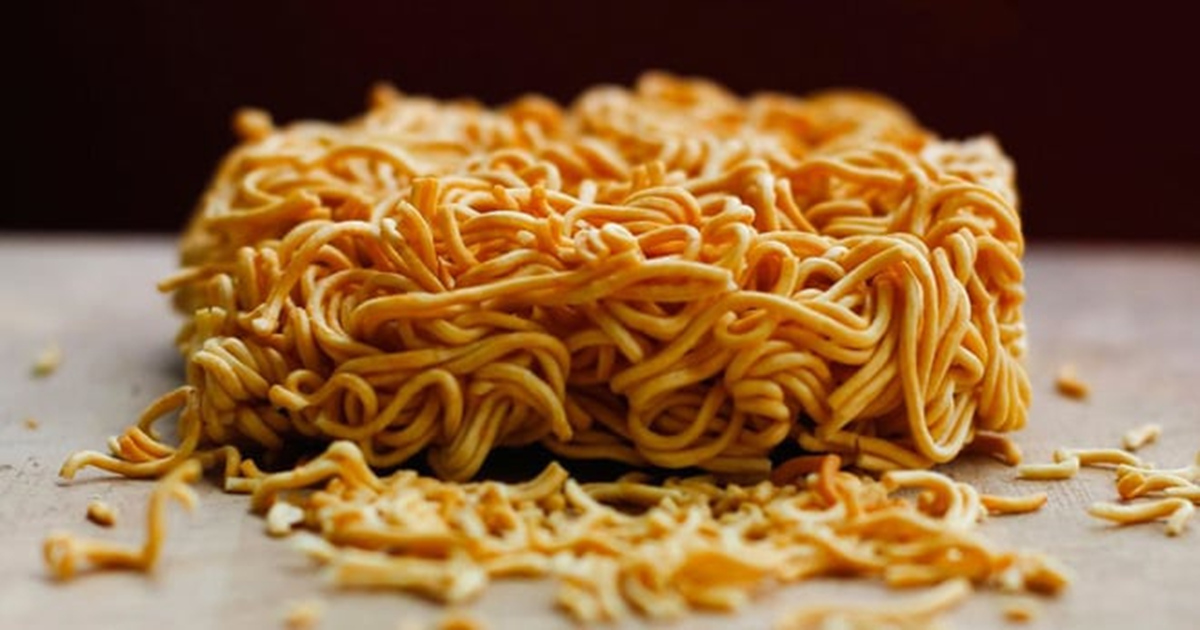 Người đ&agrave;n &ocirc;ng 20 tuổi tử vong sau khi ăn m&oacute;n "vạn người m&ecirc;", b&aacute;c sĩ liền cảnh b&aacute;o th&oacute;i quen "cực độc" - Ảnh 1.