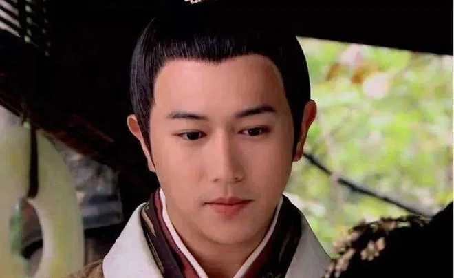 Ho&agrave;ng đế đẹp nhất m&agrave;n ảnh tụt dốc nhan sắc trầm trọng, hết thời c&ograve;n bị tố hại người kh&aacute;c mất mạng- Ảnh 4.