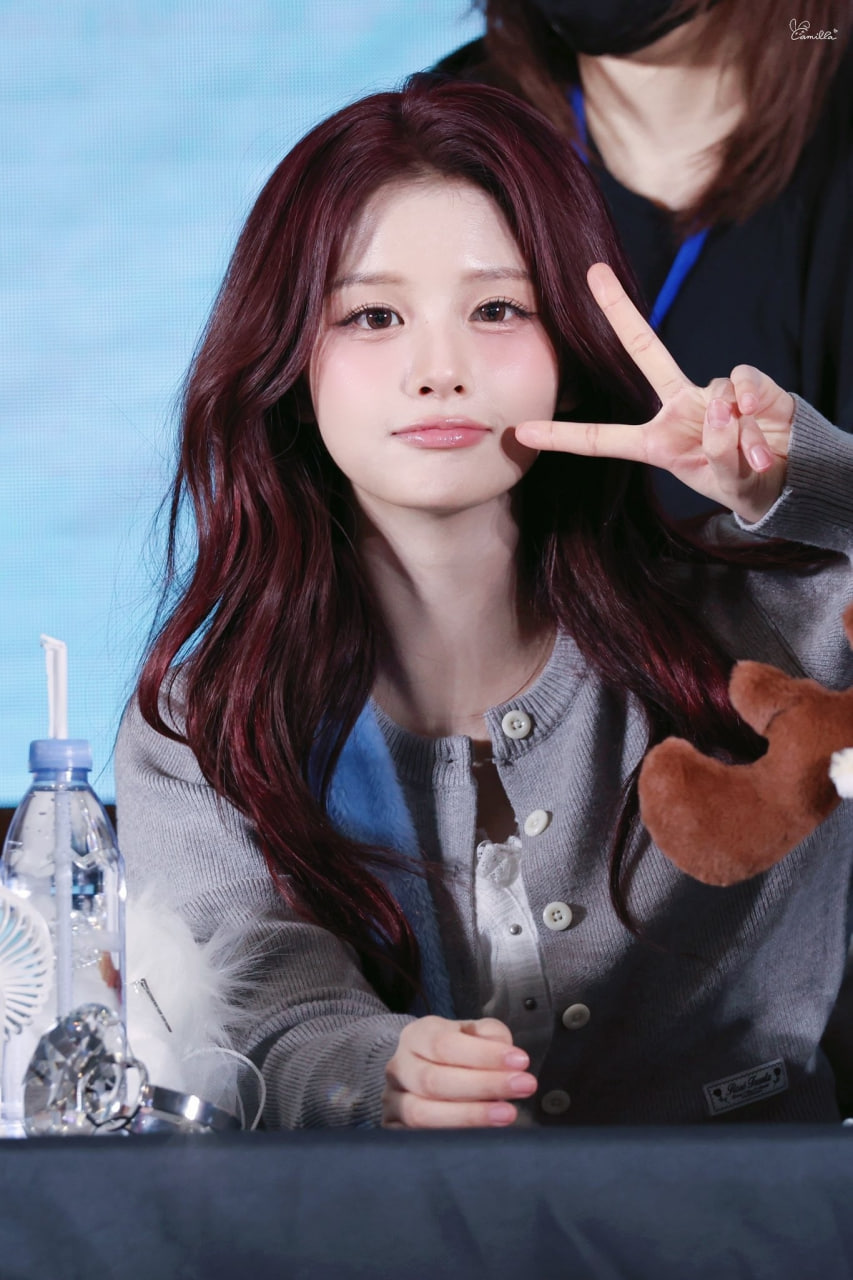 9 mỹ nh&acirc;n l&agrave;m n&ecirc;n tường th&agrave;nh nhan sắc bất bại của showbiz, mỗi thế hệ đẹp một kiểu - Ảnh 22.