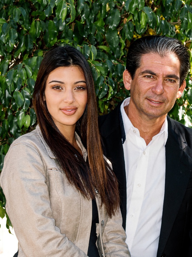 Internet "đ&agrave;o mộ" nhiều ảnh cũ của Kim Kardashian: Nhan sắc b&igrave;nh thường đến mức g&acirc;y sốc lại c&oacute; sức ảnh hưởng tới cả một thế hệ- Ảnh 8.