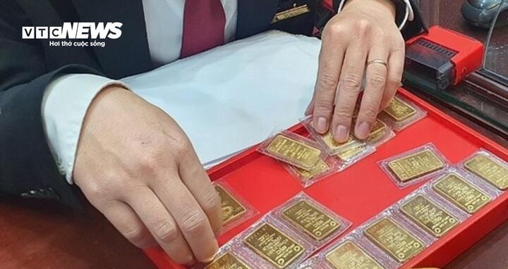 Gi&aacute; v&agrave;ng trong nước giảm 3,5 triệu đồng/lượng- Ảnh 1.