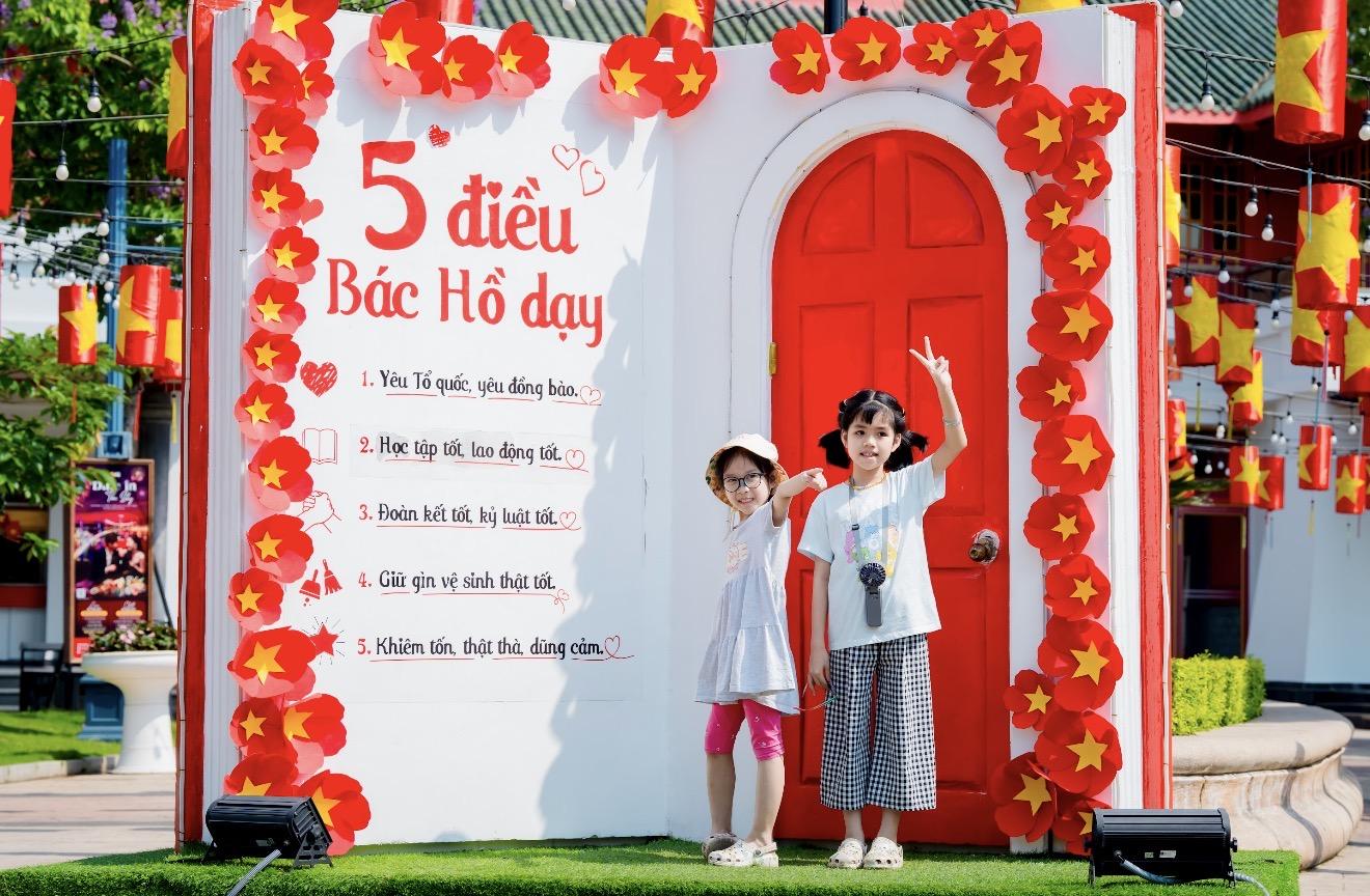 Sun World Ha Long h&uacute;t kh&aacute;ch ng&agrave;y đầu kỳ nghỉ lễ 30/4 - Ảnh 6.