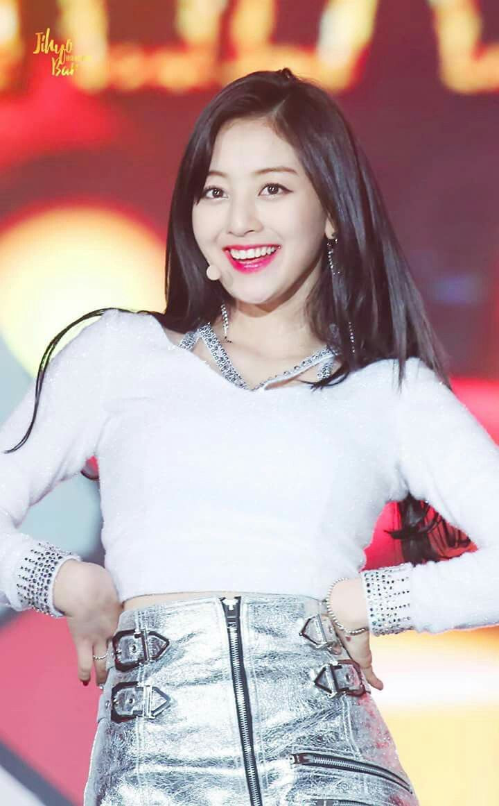 Showbiz c&oacute; tổ hợp kh&ocirc;ng lỗ hổng visual: 9 mỹ nh&acirc;n mỗi người một vẻ, đ&aacute;ng y&ecirc;u - trưởng th&agrave;nh "c&acirc;n đẹp"- Ảnh 31.