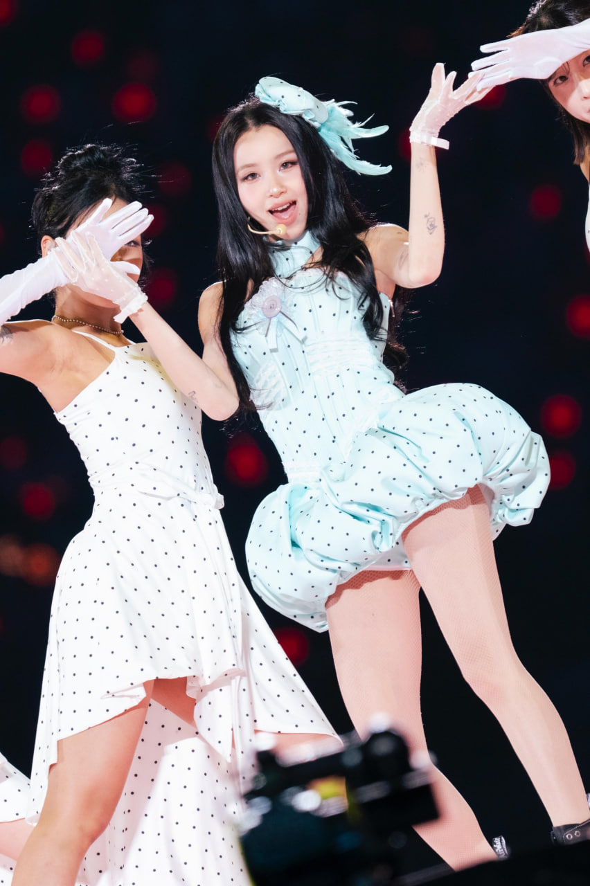 Showbiz c&oacute; tổ hợp kh&ocirc;ng lỗ hổng visual: 9 mỹ nh&acirc;n mỗi người một vẻ, đ&aacute;ng y&ecirc;u - trưởng th&agrave;nh "c&acirc;n đẹp"- Ảnh 48.