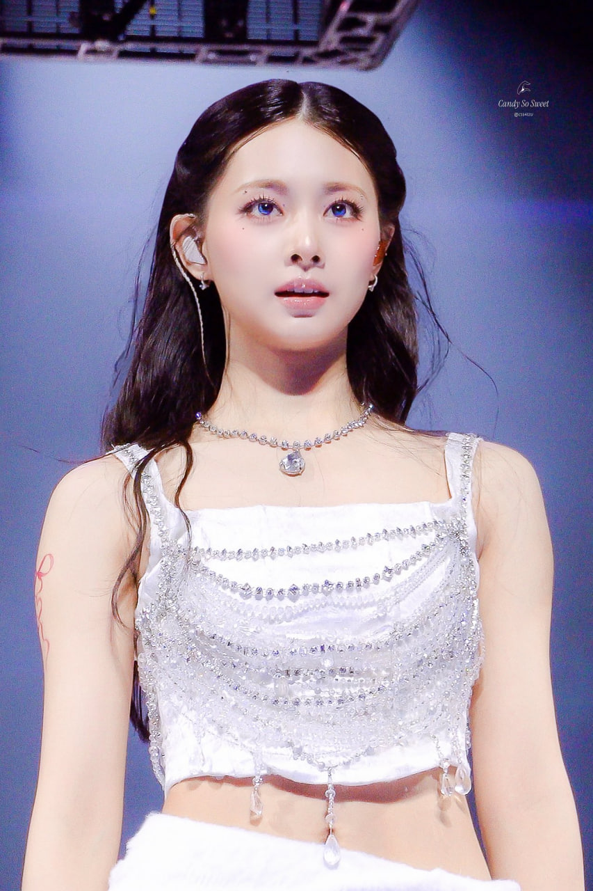Showbiz c&oacute; tổ hợp kh&ocirc;ng lỗ hổng visual: 9 mỹ nh&acirc;n mỗi người một vẻ, đ&aacute;ng y&ecirc;u - trưởng th&agrave;nh "c&acirc;n đẹp"- Ảnh 54.