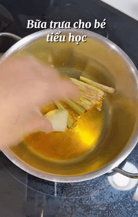 Mẹ đảm ở TP HCM đi chợ 2 triệu/tuần: 1 ng&agrave;y bận rộn, 6 ng&agrave;y c&ograve;n lại gần như kh&ocirc;ng phải nghĩ chuyện ăn uống- Ảnh 23.
