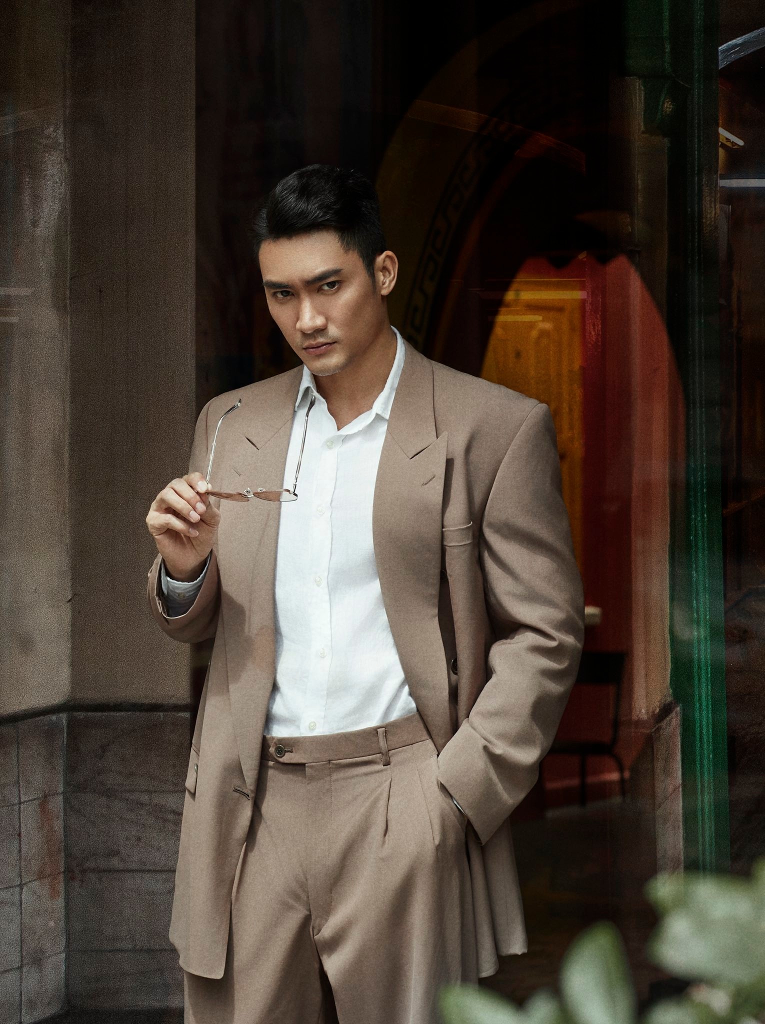 Showbiz Việt c&oacute; "trai đểu" kh&ocirc;ng ai gh&eacute;t nổi, body 6 m&uacute;i đẹp như tranh vẽ nhưng đời tư k&iacute;n bưng đến lạ- Ảnh 6.