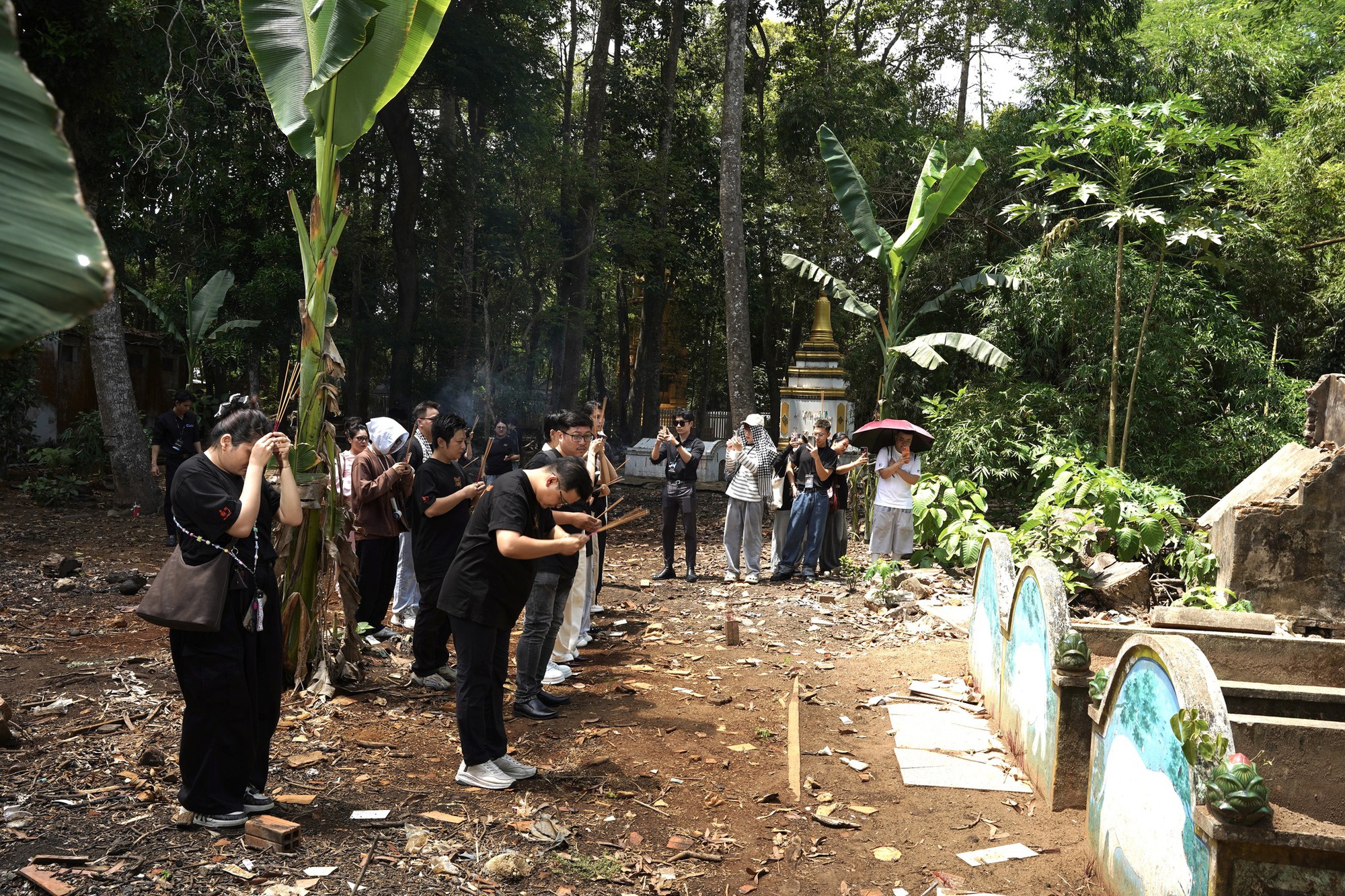 Ng&ocirc;i ch&ugrave;a ho&agrave;n to&agrave;n c&oacute; thật, l&agrave; cảm hứng cho phim kinh dị Việt đang chiếu ngo&agrave;i rạp: Tồn tại hơn 400 năm - Ảnh 2.