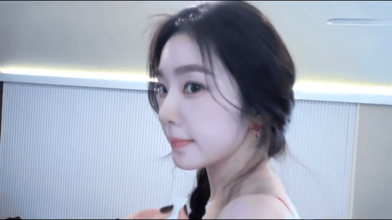 Đệ nhất mỹ nh&acirc;n của showbiz lộ khuyết điểm ngay trước cam thường, nhờ m&agrave;n &ldquo;ph&ugrave; ph&eacute;p&rdquo; m&agrave; visual vẫn đỉnh kh&oacute; tin - Ảnh 3.