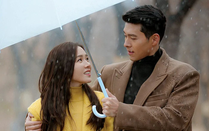Son Ye Jin - Hyun Bin &ldquo;vụng trộm&rdquo; kh&ocirc;ng thể giấu!- Ảnh 7.